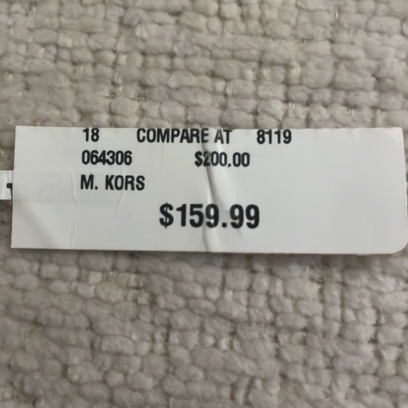 Michael Kors rose gold watch mother of pearl faceplate - Picture 7 of 7